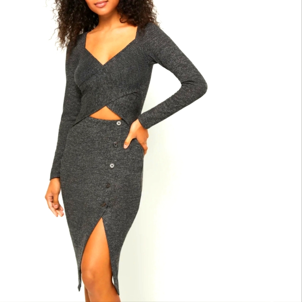 NWT BCBG GENERATION RIBBED CUTOUT MIDI DRESS
